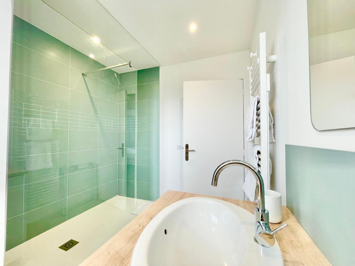 Apartment St Nazaire - L'art Deco - Stationnement Gratuit - Centre - Wifi Fibre *